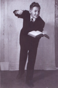 Bob Hoskins ministry at age 11